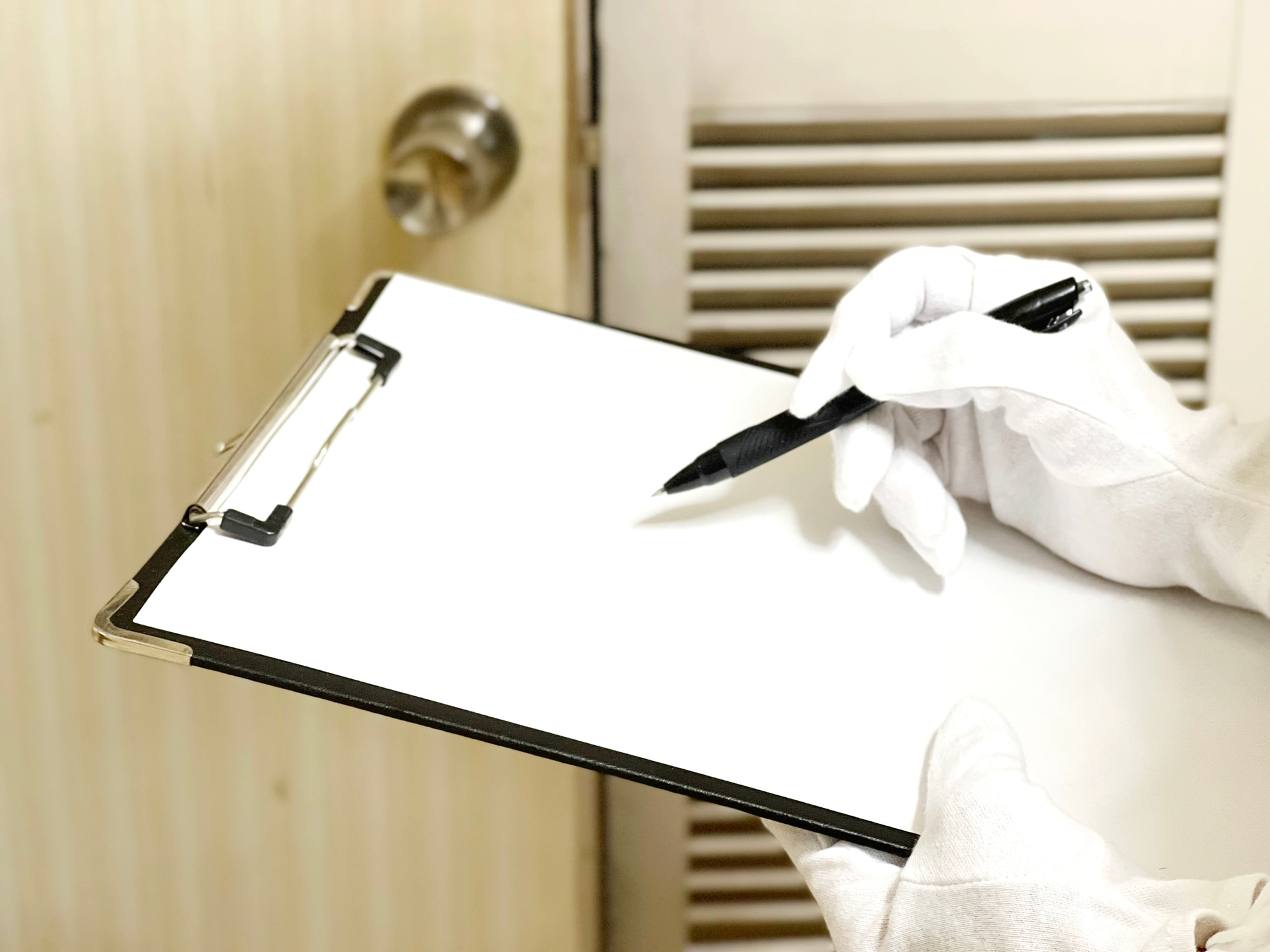 ドア交換に掛かる費用・期間・選び方ガイド【玄関&室内それぞれ紹介】