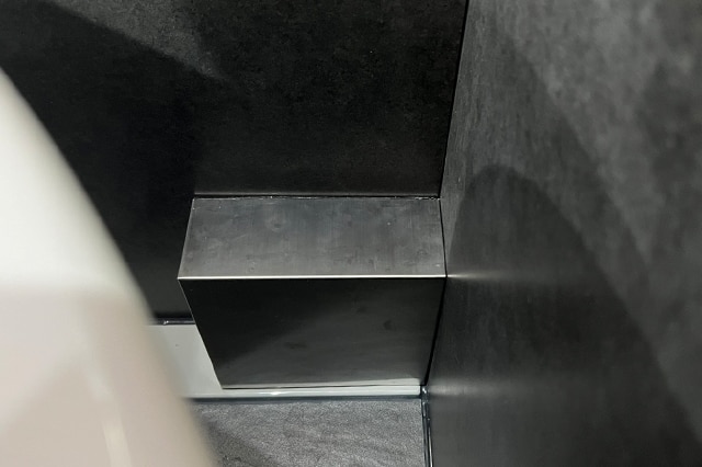 S1146_balnea_配管カバー