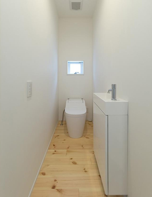 省スペースな手洗器レプト手洗台