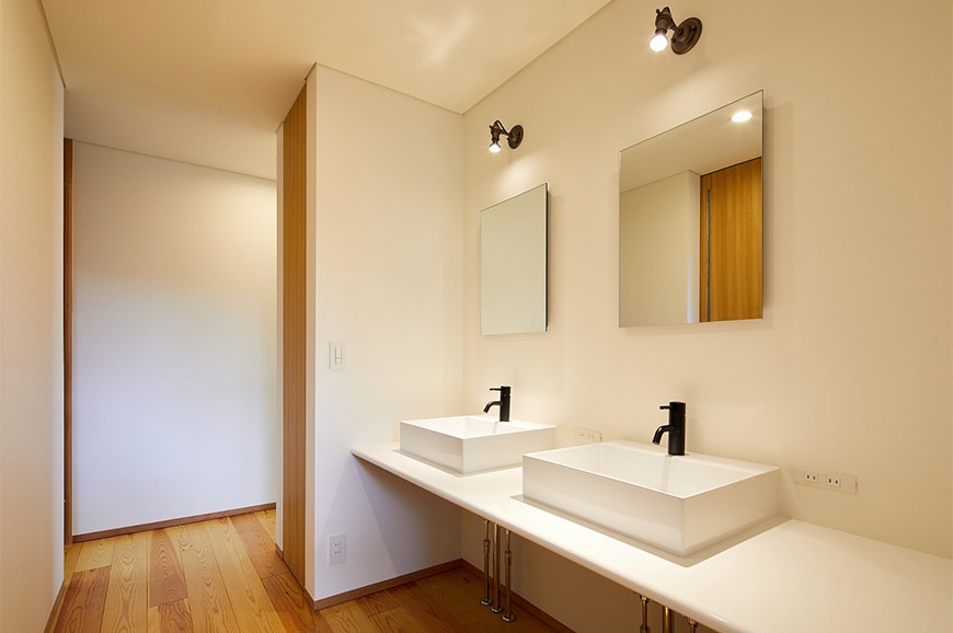 壁の厚みを有効活用!”インウォール”でスッキリ解決!