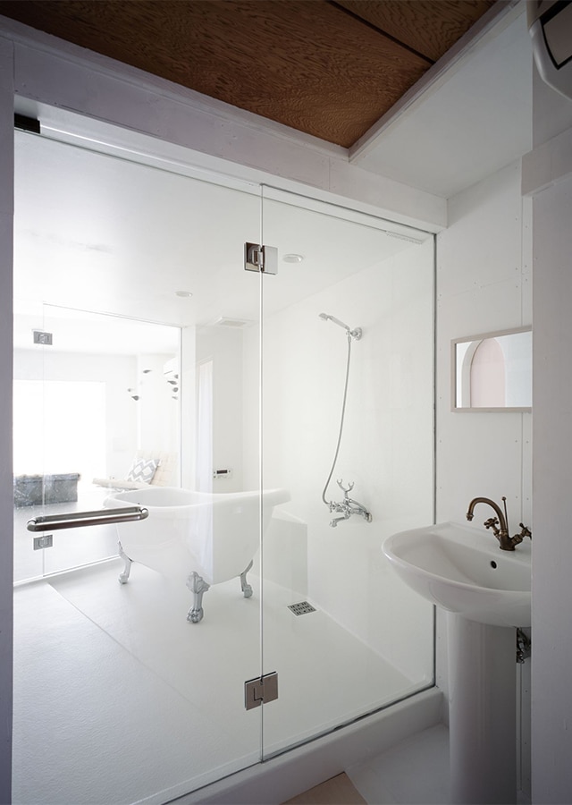 猫足のバスタブ2