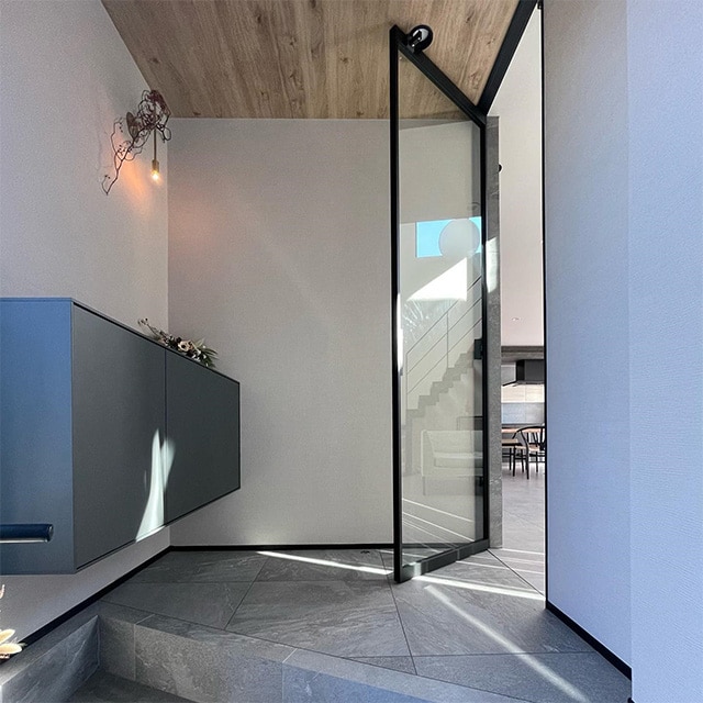 カウンター型の玄関収納3